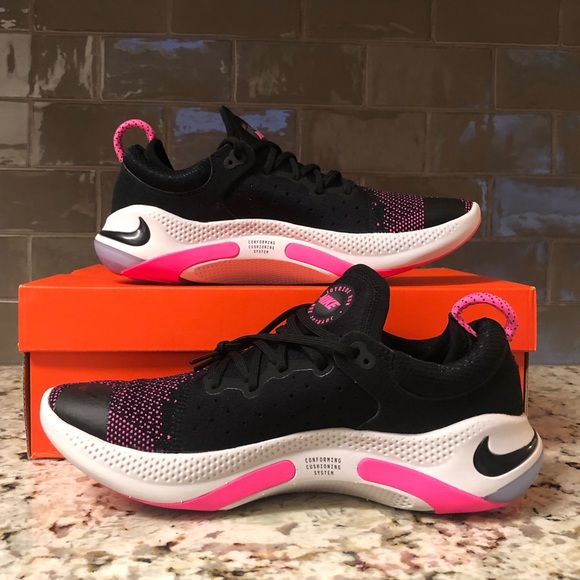 Nike Joyride Run Flyknit Shoes - Picture 2 of 7